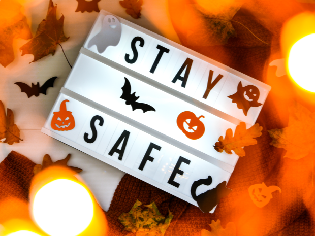 Stay Safe Halloween sign